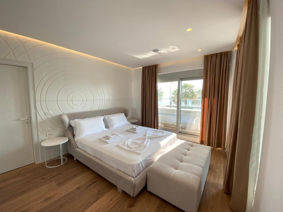 Belleview 2