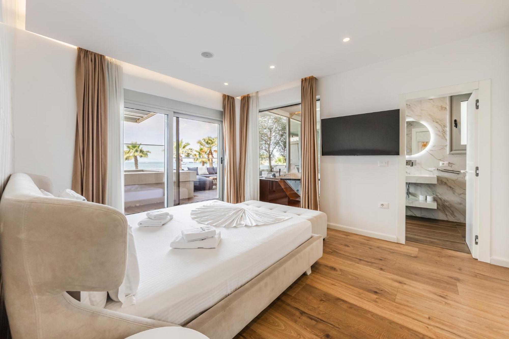 Belleview 2